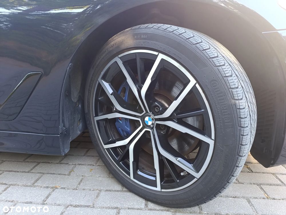 BMW Seria 5 540i xDrive M Sport Edition - 7