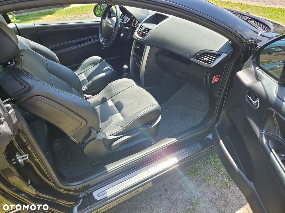 Peugeot 207 CC - 21