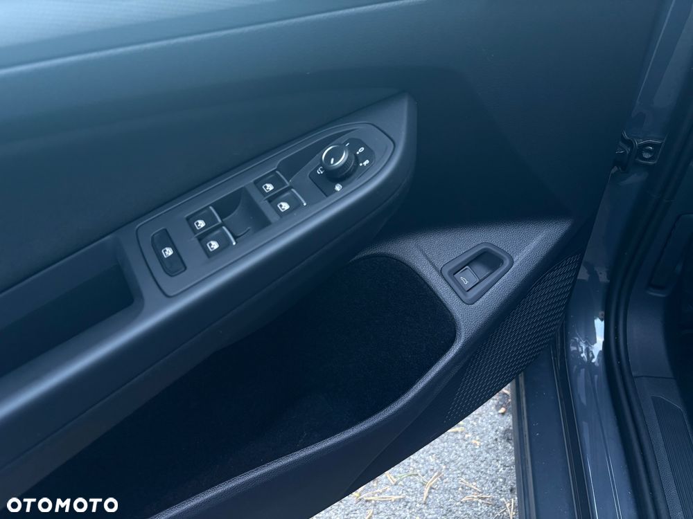 Volkswagen Golf 1.5 eTSI mHEV Style DSG - 21