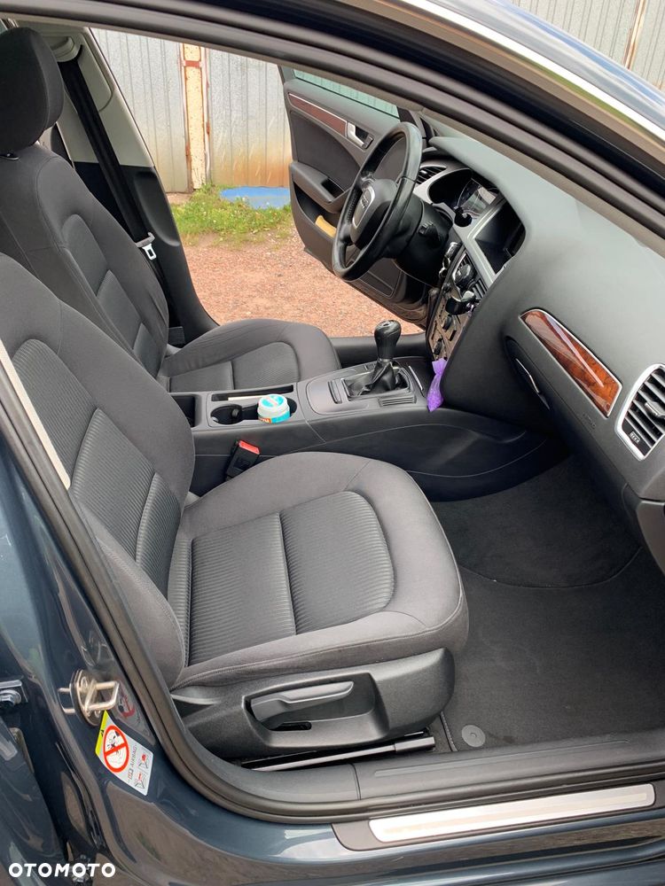 Audi A4 Avant 1.8 TFSI Ambiente - 22