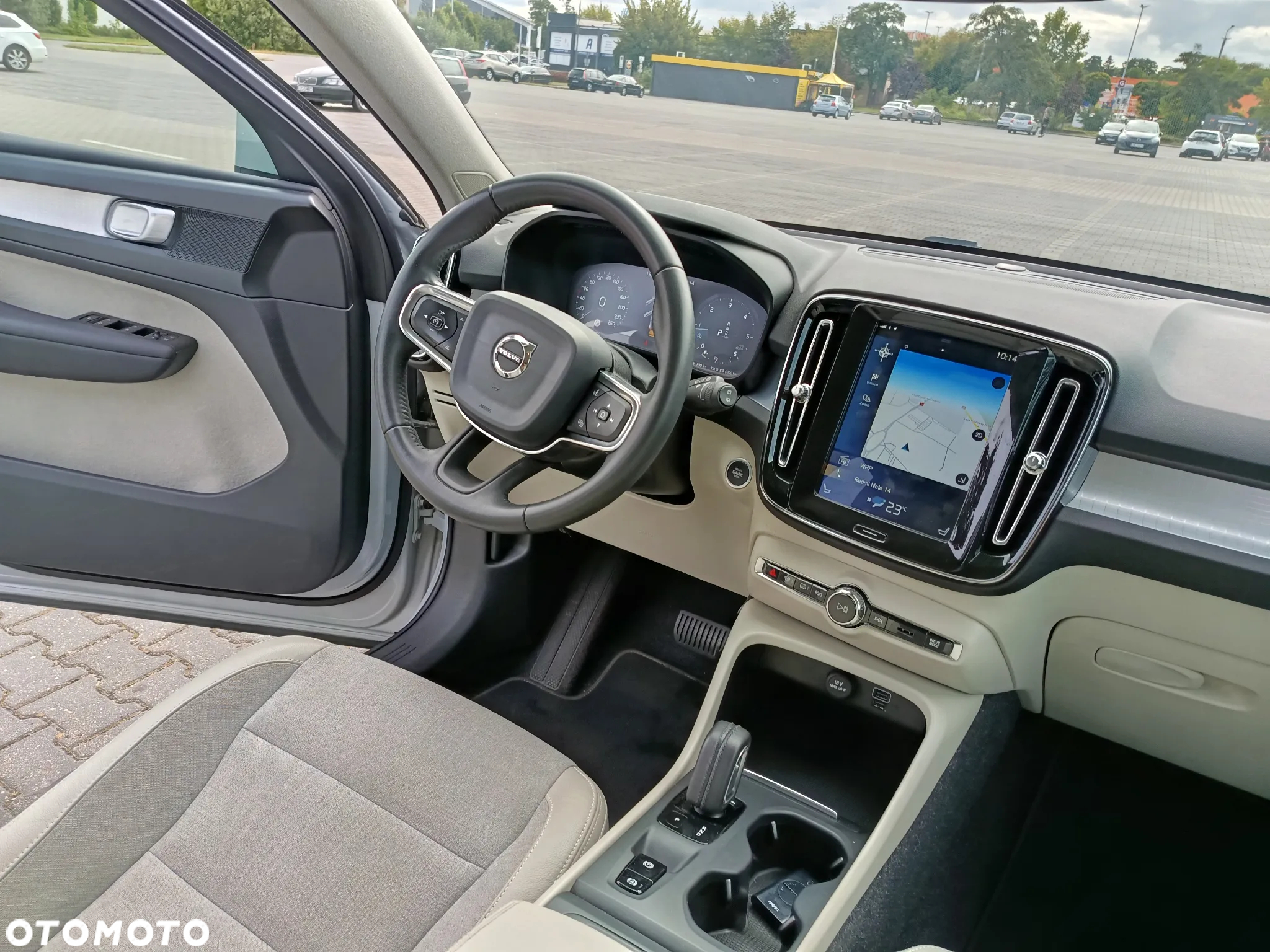Volvo XC 40 D3 Momentum Pro - 3