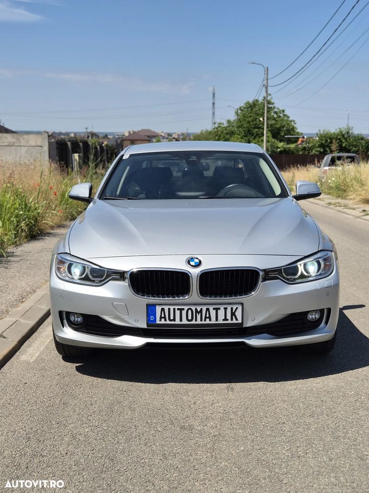 BMW Seria 3 320d xDrive Aut. Sport Line - 26