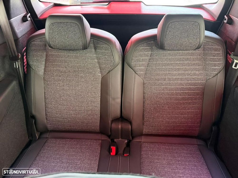 Peugeot 5008 - 7