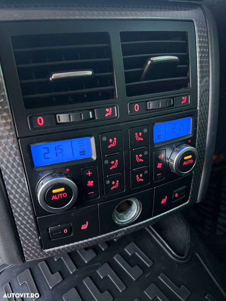 Volkswagen Touareg 3.0 V6 TDI DPF Automatik Individual - 17