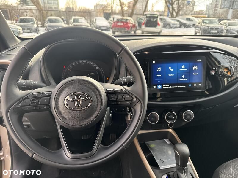 Toyota Aygo X 1.0 VVT-i Style CVT - 10