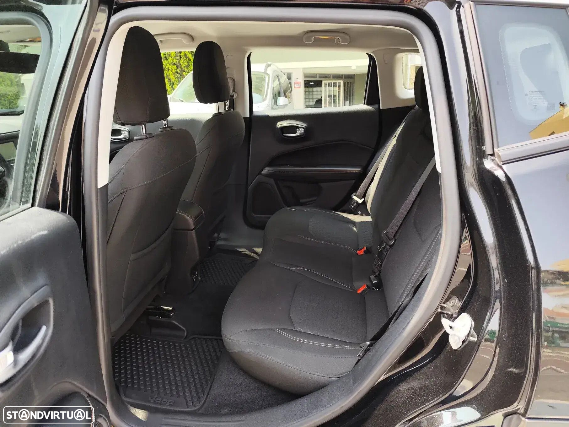 Jeep Compass - 13