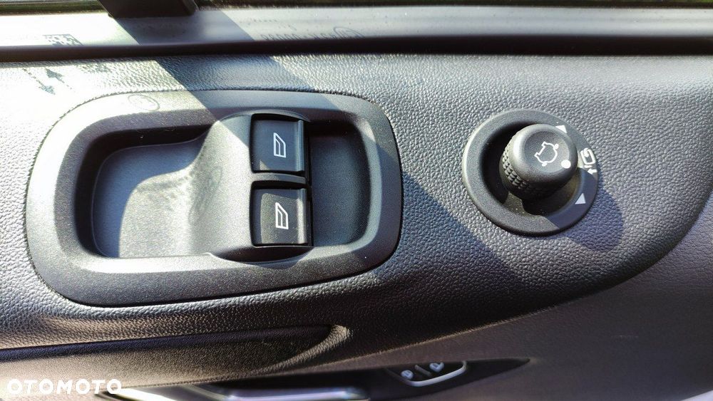 Ford Transit Custom - 28