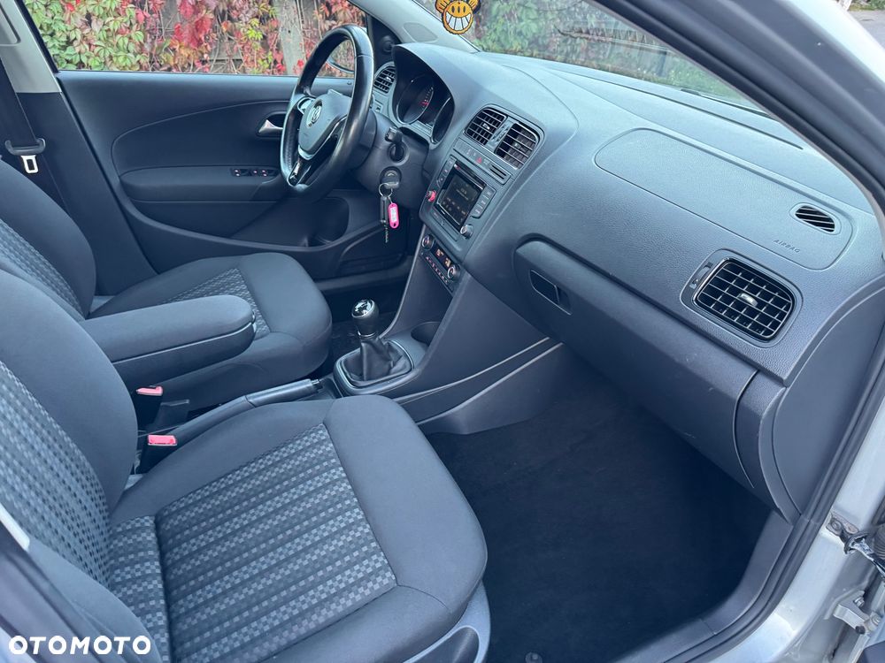Volkswagen Polo - 13