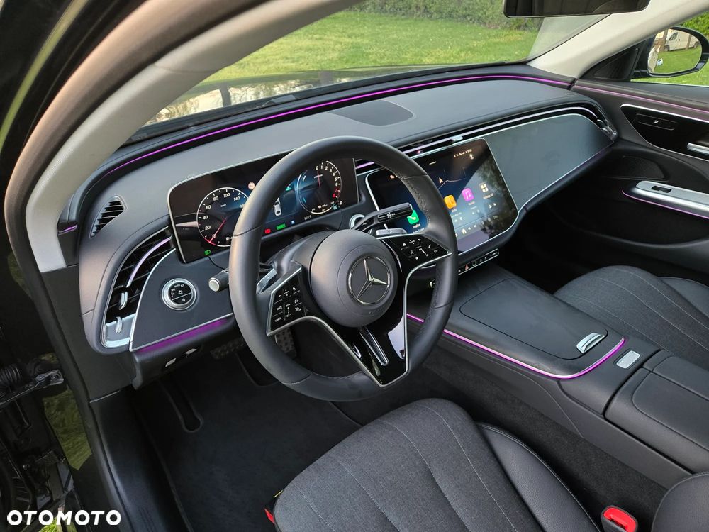 Mercedes-Benz Klasa E 300 Avantgarde - 11
