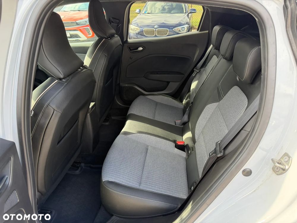 Renault Clio 1.6 E-TECH Intens - 12