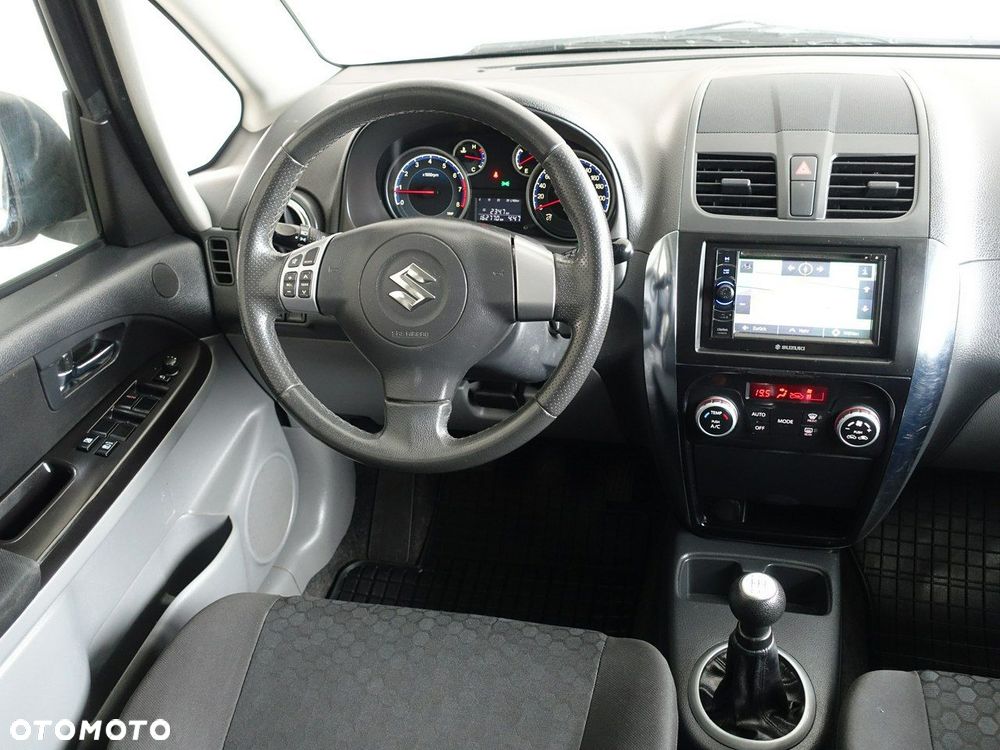 Suzuki SX4 1.6 VVT 4x4 Style - 21