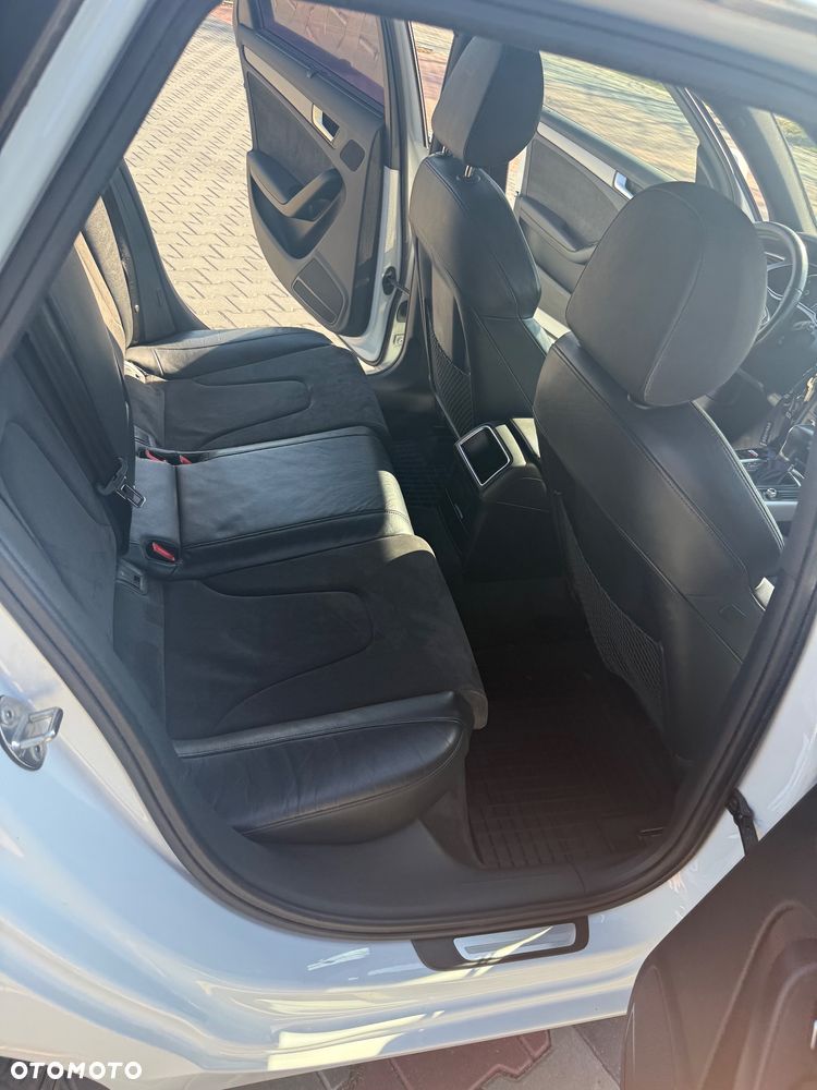 Audi A4 Avant 2.0 TDI Multitronic - 14