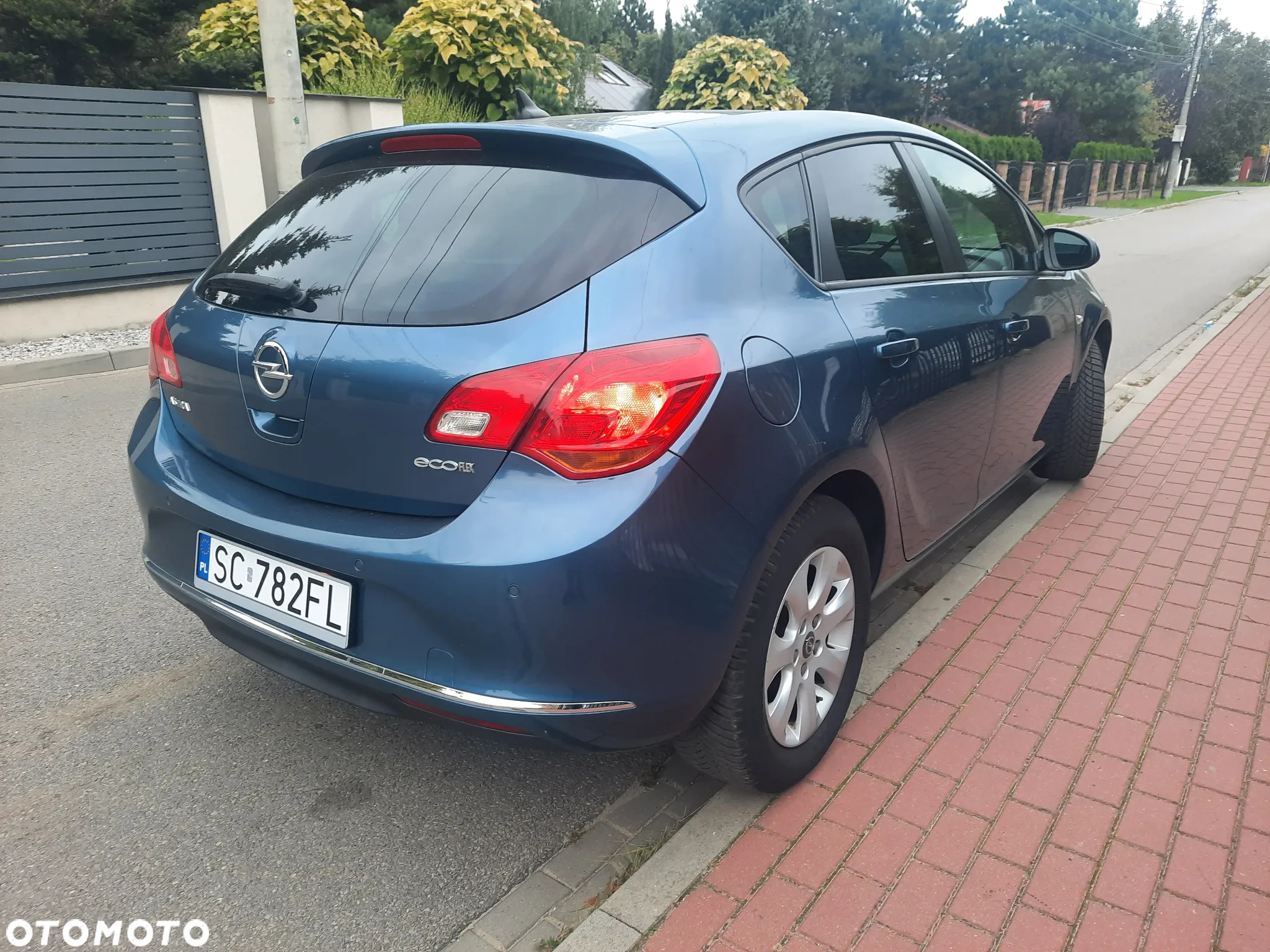 Opel Astra - 2