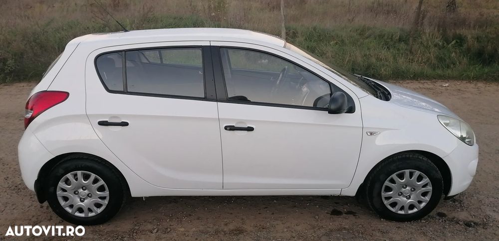 Hyundai i20 1.2 Economy - 12
