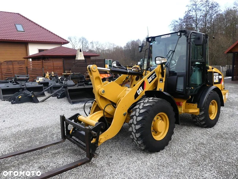 Caterpillar CAT 906M / 2019R / 1591MTG / Jak Nowa / - 3