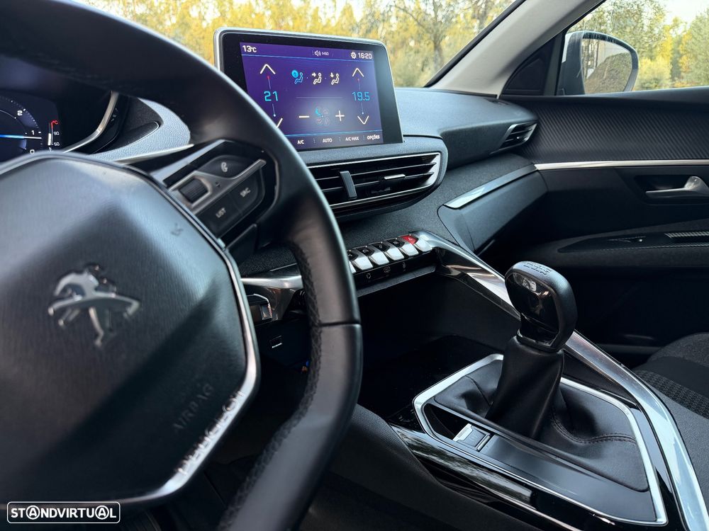 Peugeot 3008 1.6 HDi Executive - 9