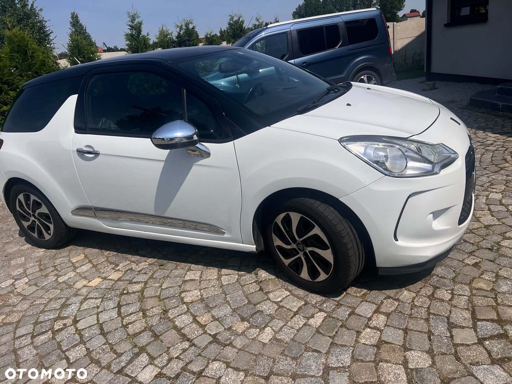 Citroën DS3 1.6 HDi SoChic - 11