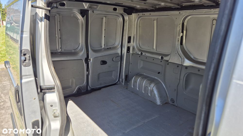 Renault Trafic - 14