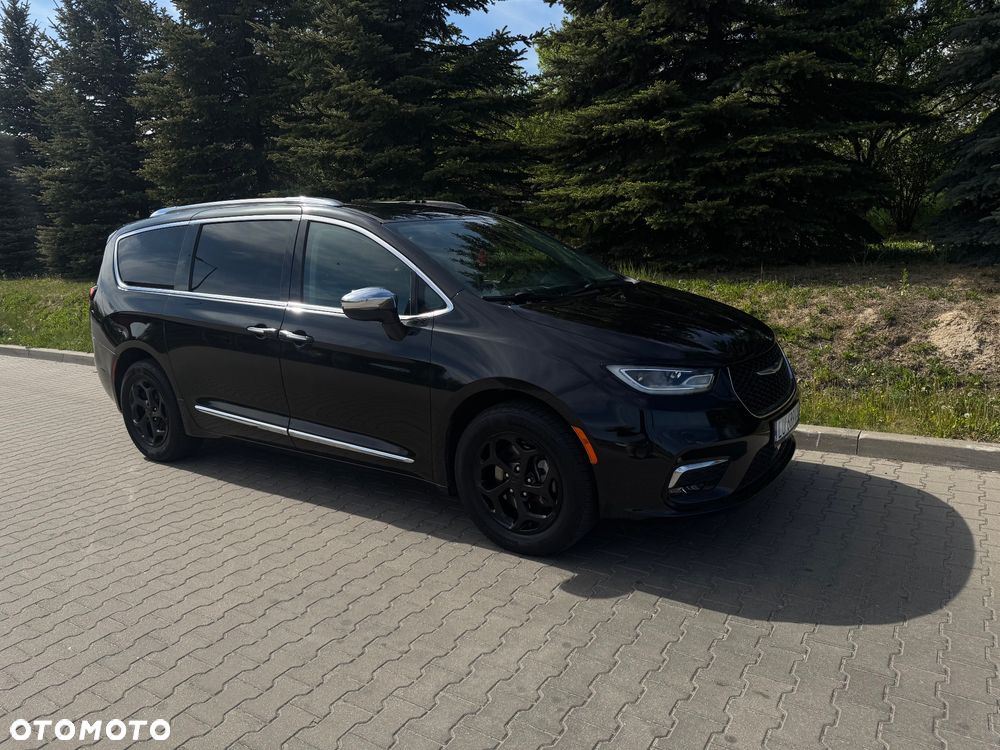 Chrysler Pacifica - 5