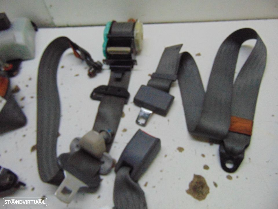 Mitsubishi l400 conjunto dos 3 cintos de segurança e palas de sol - 4