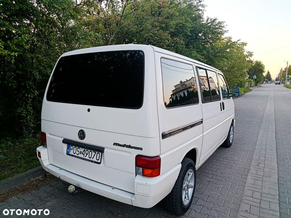 Volkswagen Multivan Standard - 2