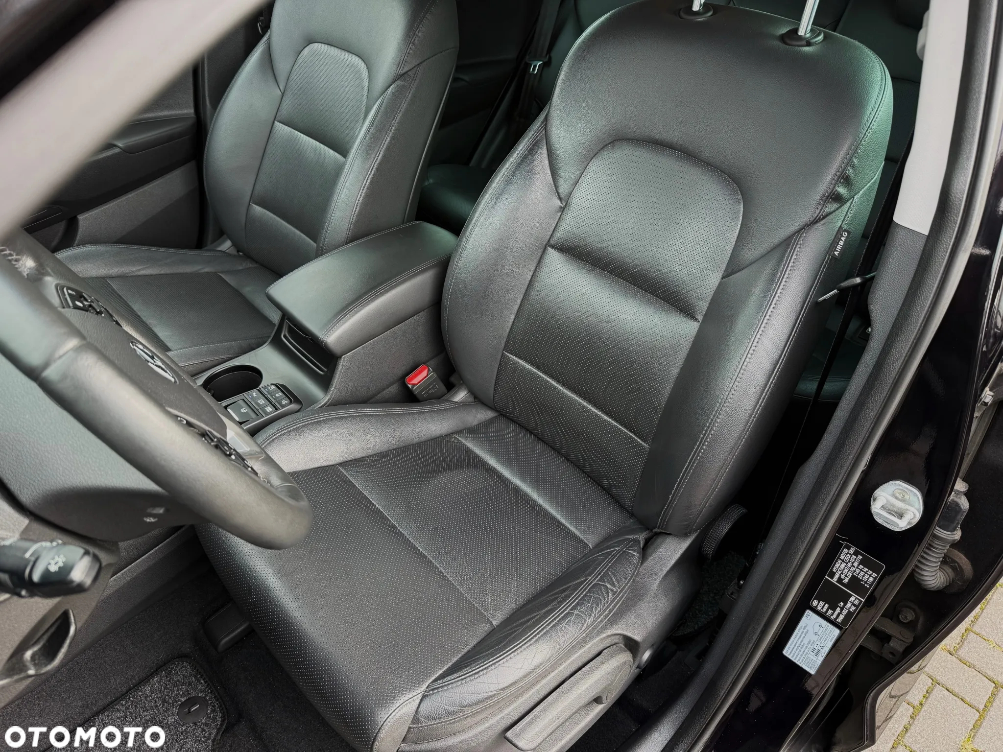 Hyundai Tucson blue 1.6 CRDi 2WD DCT Premium - 8