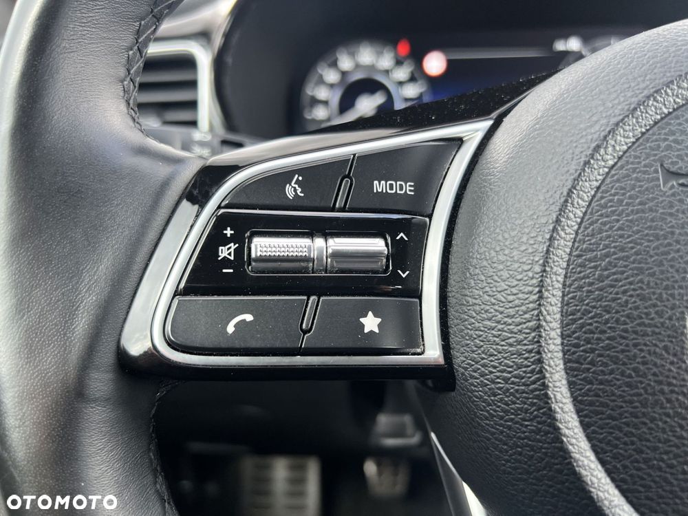 Kia Ceed - 16