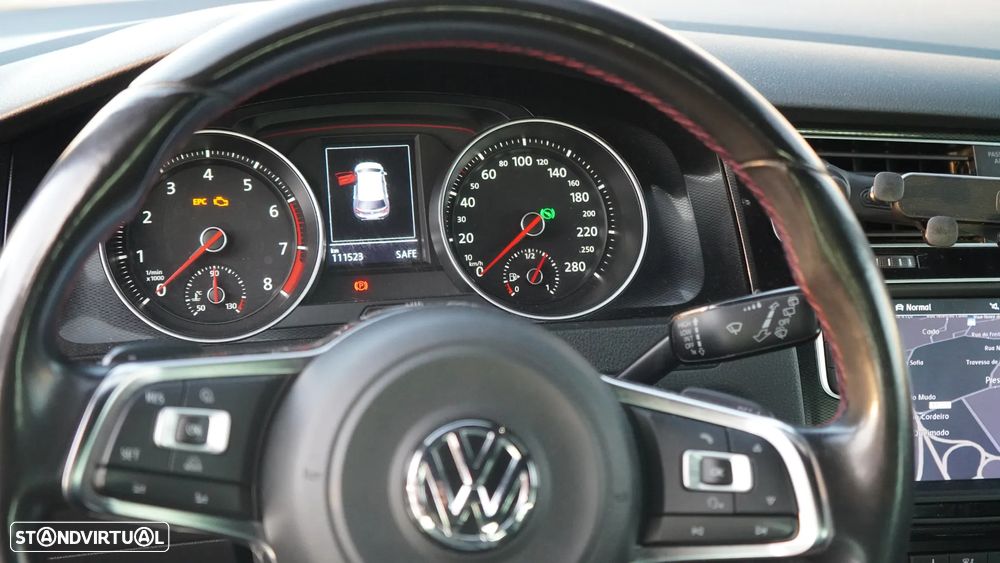 VW Golf 2.0 TSi GTi DSG Performance - 18