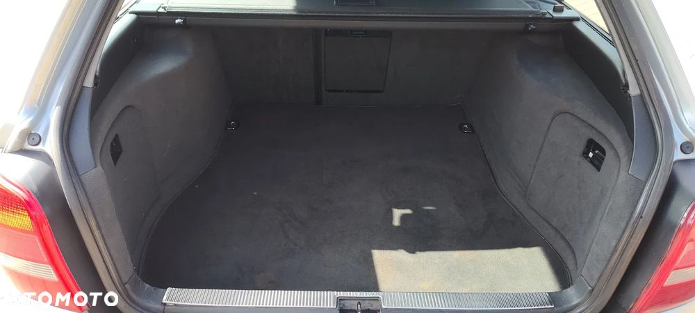 Audi A4 Avant 1.8T Quattro - 34