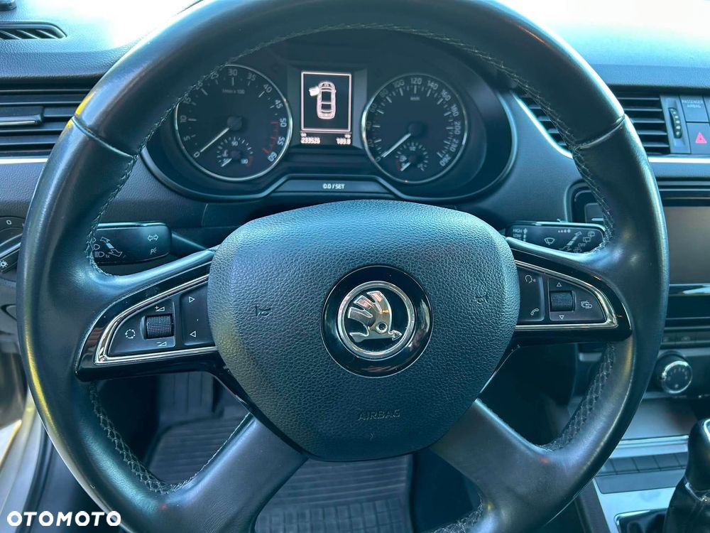 Skoda Octavia 1.6 TDI Ambition - 12