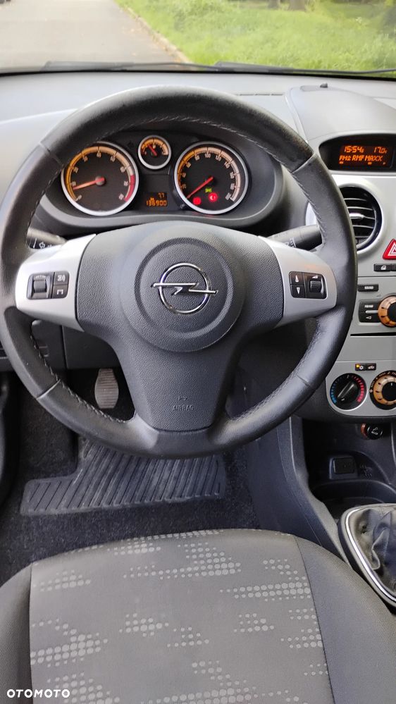 Opel Corsa - 8