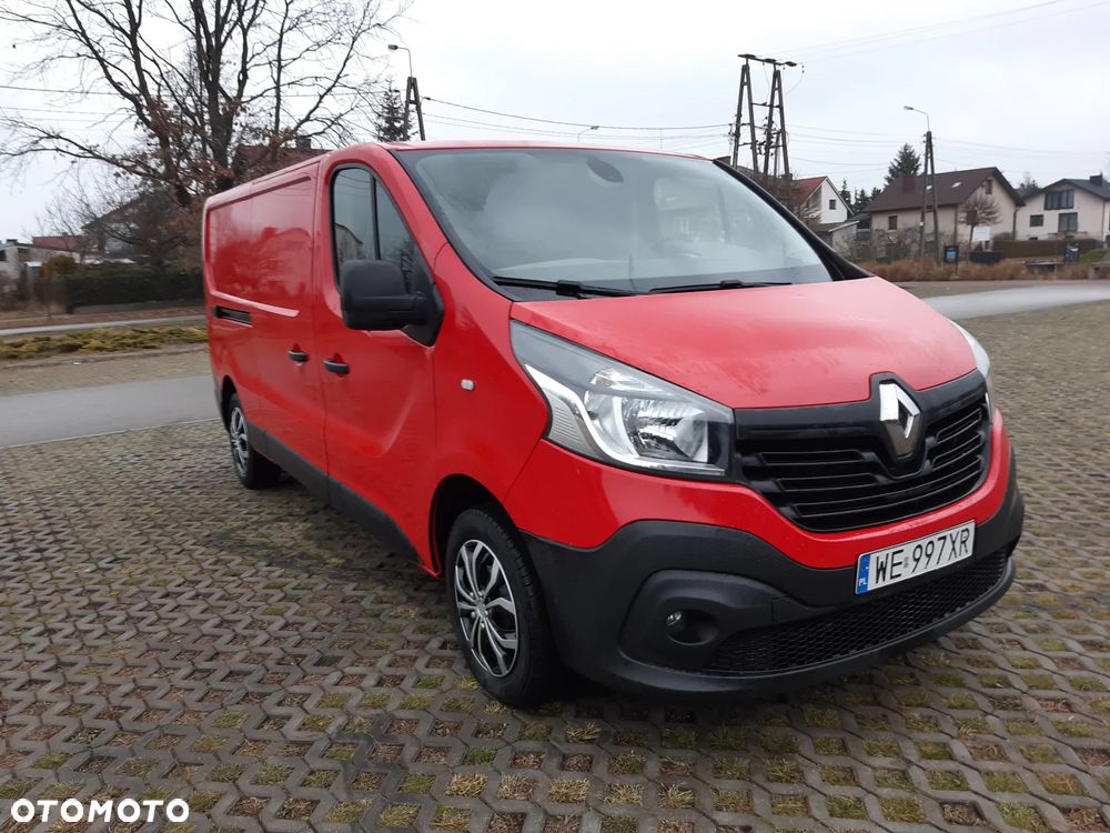Renault TRAFIC - 2