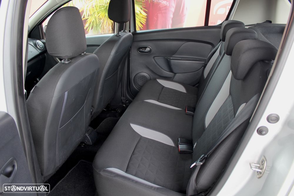 Dacia Sandero 0.9 TCe Stepway - 8