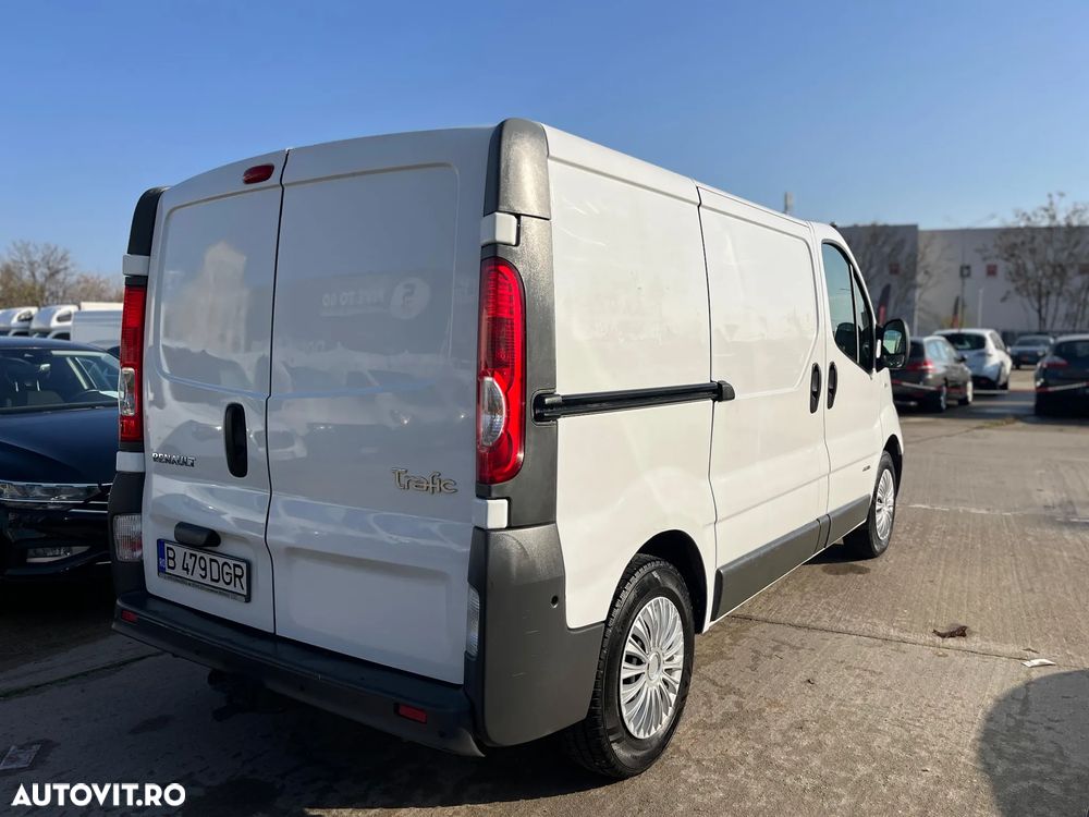 Renault Trafic - 4