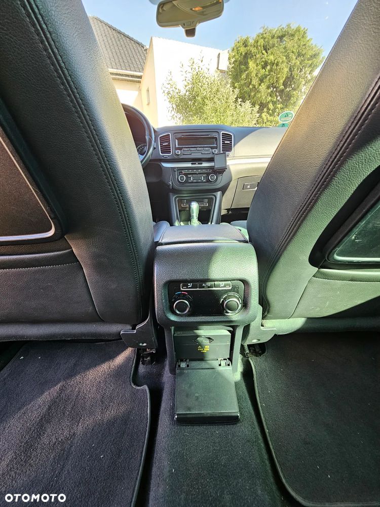 Volkswagen Sharan 2.0 TDI Comfortline DSG - 10