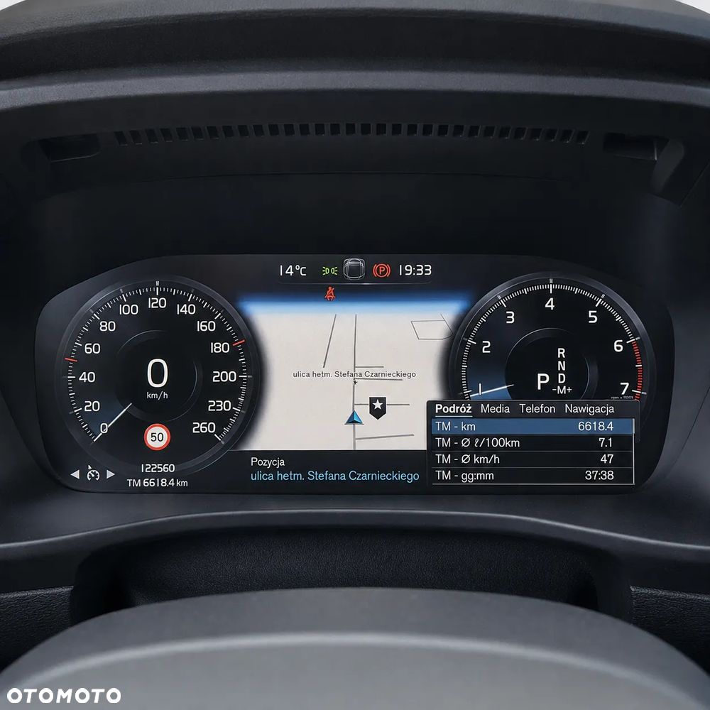Volvo XC 40 T3 Momentum Pro - 35