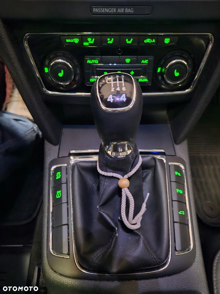 Skoda Superb 1.8 TSI 4x4 Platinum - 10