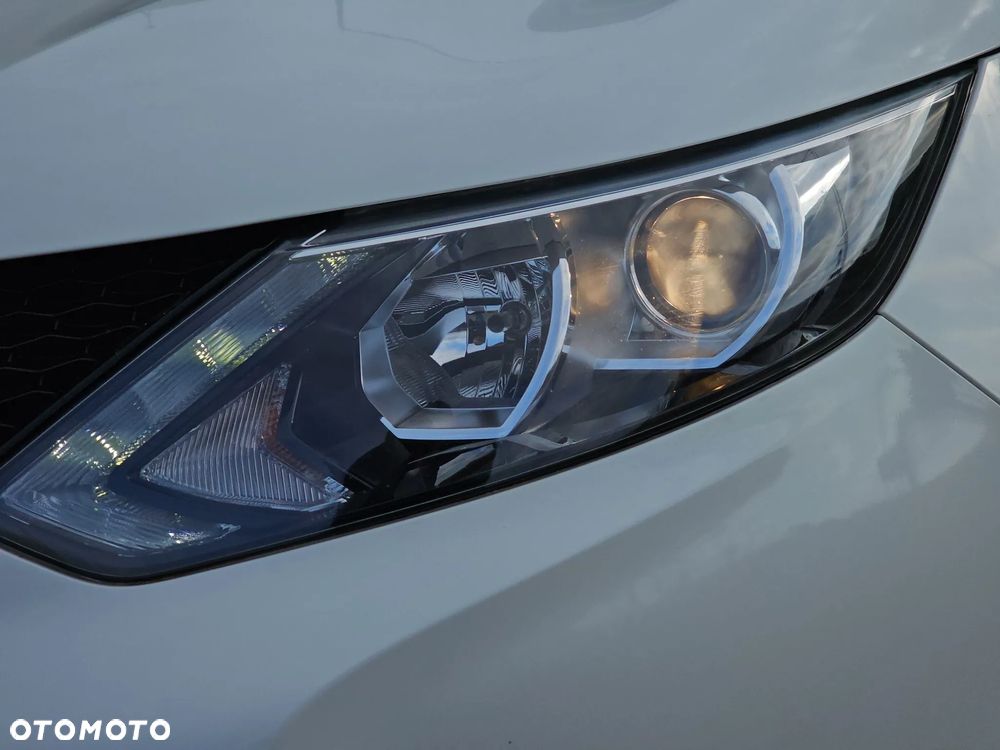 Nissan Qashqai 1.2 DIG-T N-Connecta - 35