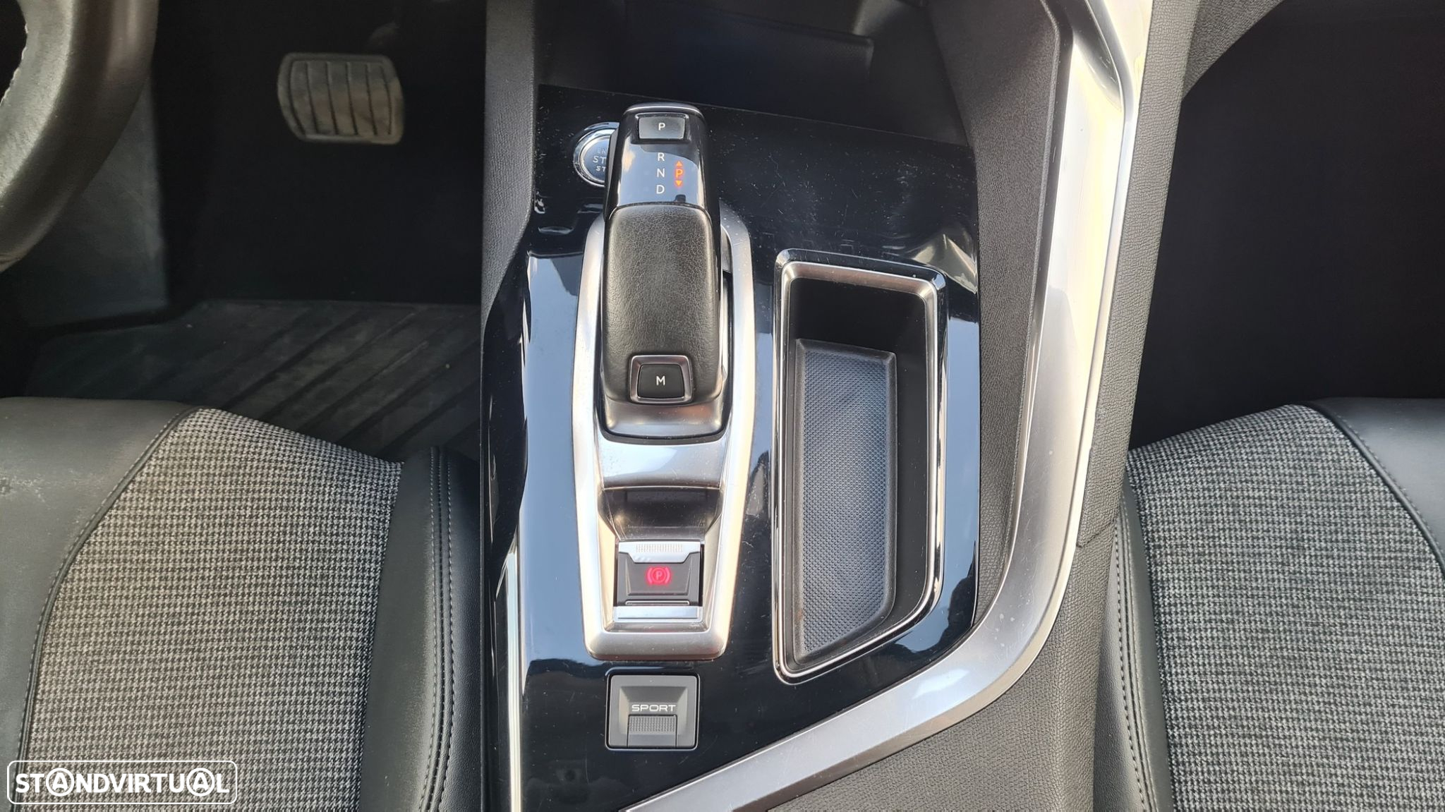 Peugeot 3008 1.5 BlueHDi Allure EAT8 - 45