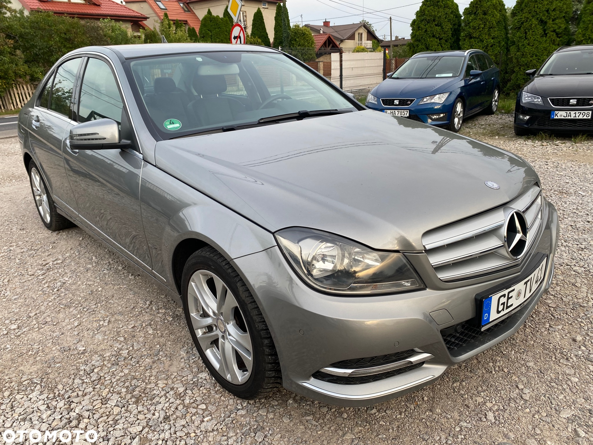 Mercedes-Benz Klasa C 180 (BlueEFFICIENCY) Avantgarde - 3