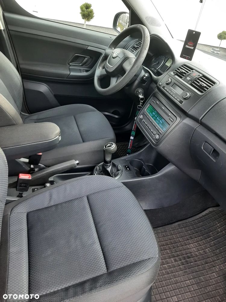 Skoda Roomster 1.6 TDI DPF Scout - 4