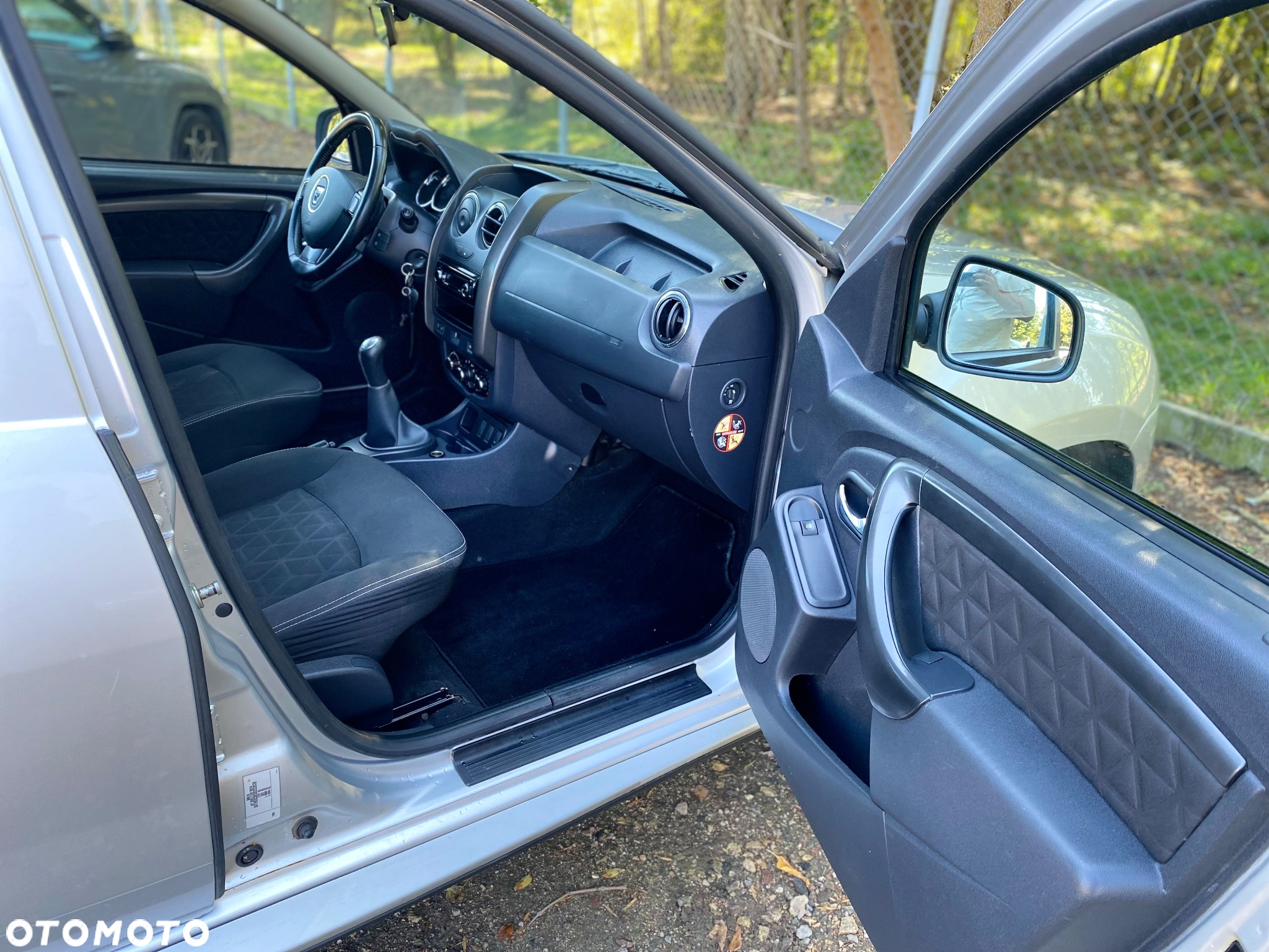 Dacia Duster 1.6 Laureate - 11