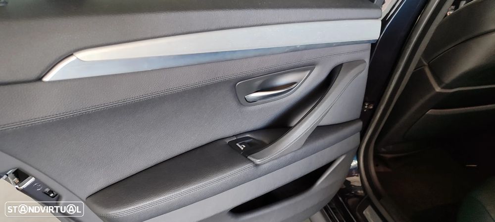 BMW 535 d Pack M Auto - 28