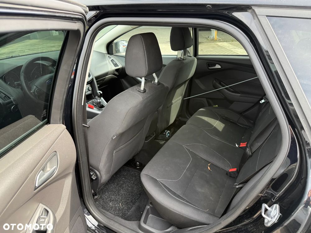 Ford Focus 1.5 TDCi Trend Sport - 6