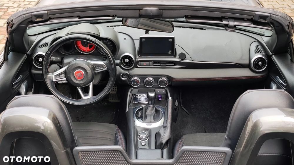 Fiat 124 Spider 1.4 MultiAir Turbo Automatik Lusso - 9