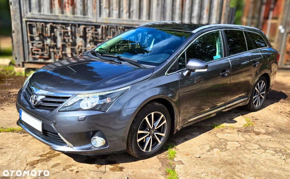 Toyota Avensis 2.0 Prestige EU5 MS - 1