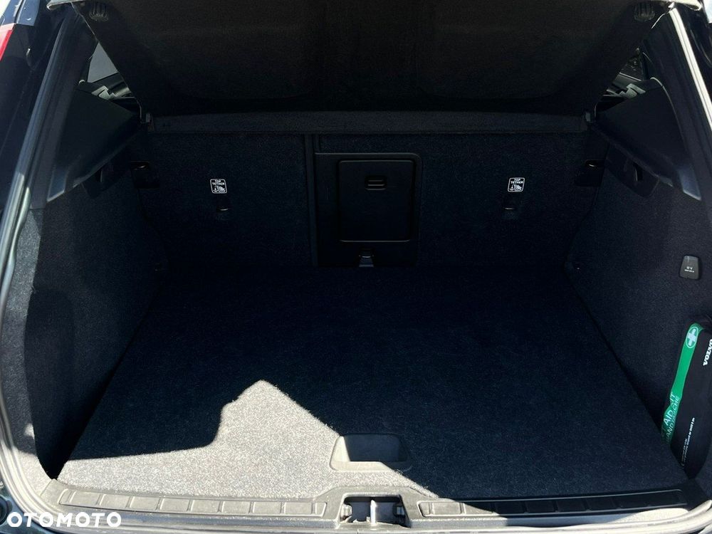 Volvo XC 40 - 12