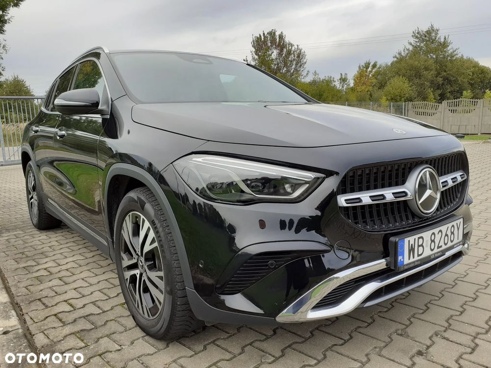Mercedes-Benz GLA 200 Progressive - 12