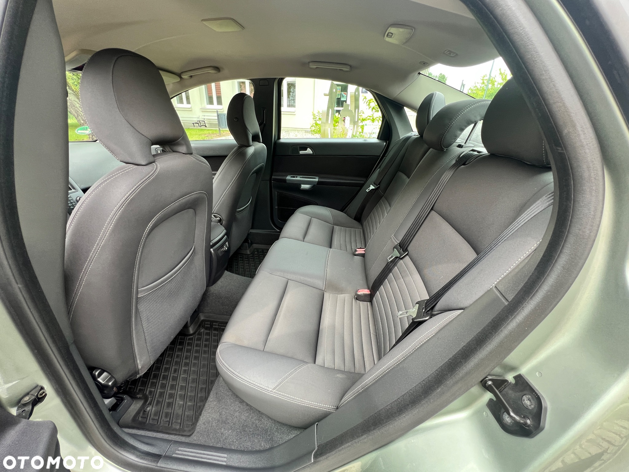 Volvo S40 1.8 - 16