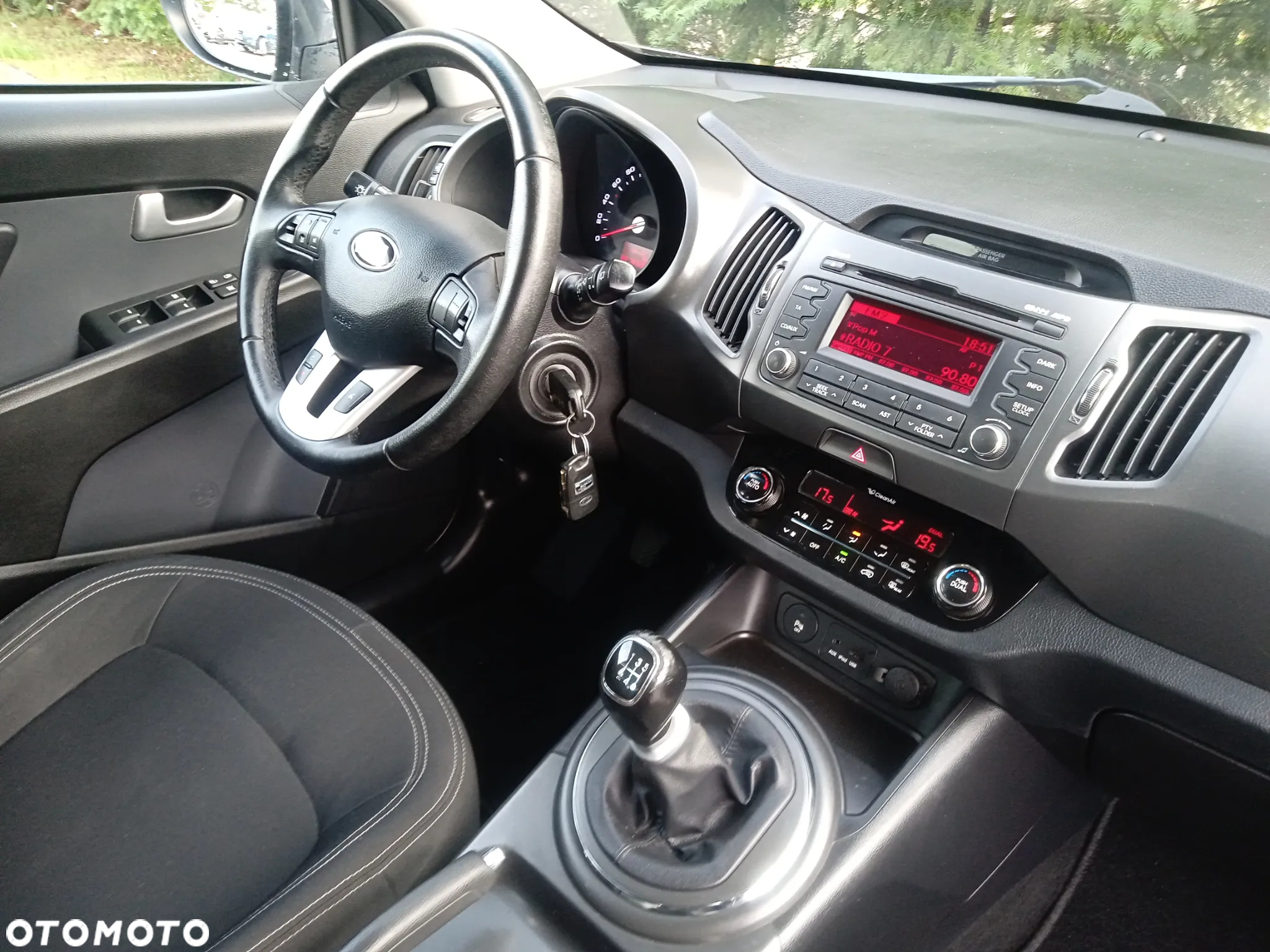 Kia Sportage 1.6 GDI 2WD Dream-Team Edition - 26
